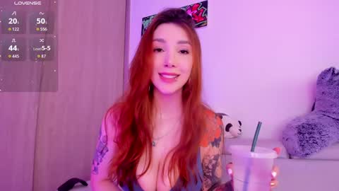 Alicia Alikath  online show from 09/23/25, 03:04