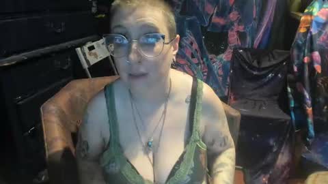 thecurvysiren online show from 01/06/25, 10:15