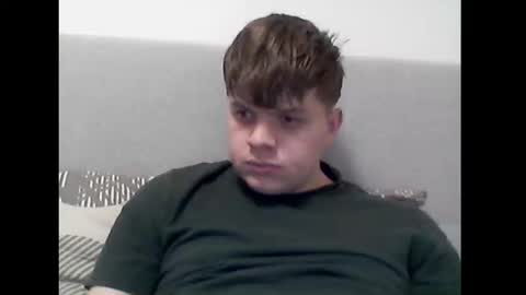 thecuteguy144949 online show from 02/24/25, 07:41