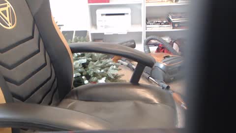 Snapshot of thedestion chatting on 01/02/25, 02:35 Destion online show from 01/02/25, 02:35