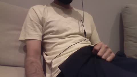 Snapshot of thedickhard1010 chatting on 12/30/24, 07:04 thedickhard1010 online show from 12/30/24, 07:04