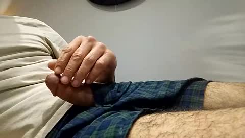 Snapshot of thedickhard1010 chatting on 03/08/25, 08:33 thedickhard1010 online show from 03/08/25, 08:33