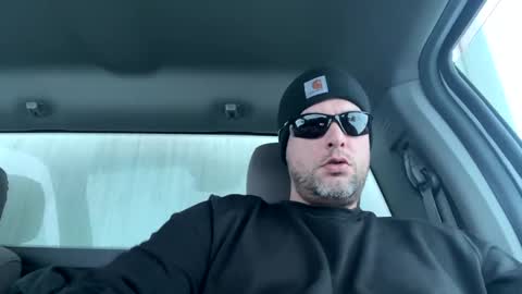 Snapshot of thedonald911 chatting on 12/31/24, 03:53 Carter Bates online show from 12/31/24, 03:53