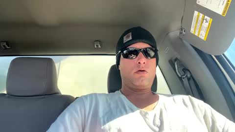 Snapshot of thedonald911 chatting on 03/11/25, 08:20 Carter Bates online show from 03/11/25, 08:20