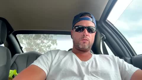 Snapshot of thedonald911 chatting on 09/30/25, 07:30 Carter Bates online show from 09/30/25, 07:30