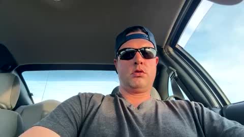 Snapshot of thedonald911 chatting on 11/20/25, 10:31 Carter Bates online show from 11/20/25, 10:31