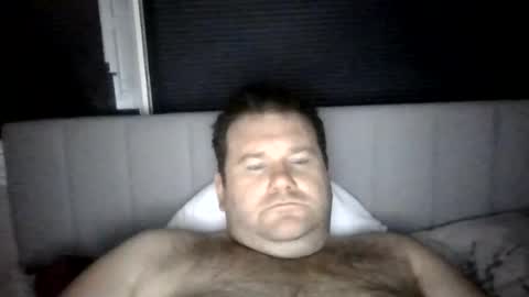 Snapshot of thedude20x chatting on 08/09/26, 10:20 thedude20x online show from 08/09/26, 10:20