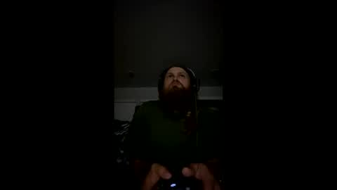 Snapshot of thedude715981 chatting on 01/05/25, 04:25 thedude715981 online show from 01/05/25, 04:25