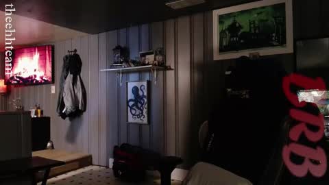 Snapshot of theehhteam chatting on 02/18/25, 09:42 H online show from 02/18/25, 09:42