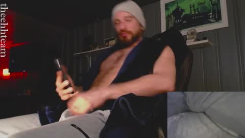 Snapshot of theehhteam chatting on 03/10/25, 01:56 H online show from 03/10/25, 01:56