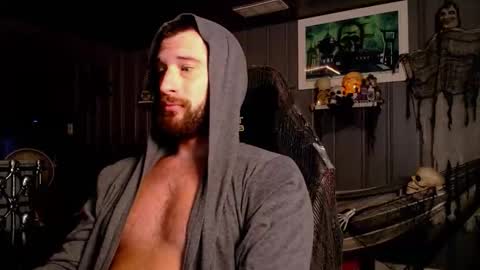 Snapshot of theehhteam chatting on 10/21/25, 01:23 H online show from 10/21/25, 01:23