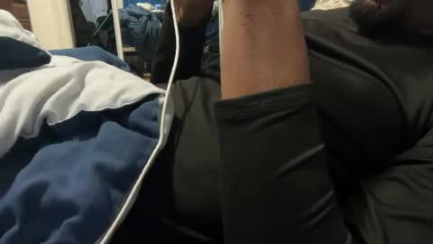 theeshooterr online show from 02/10/25, 12:19