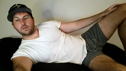 Snapshot of theetwohander chatting on 07/05/26, 04:19 Theetwohander online show from 07/05/26, 04:19