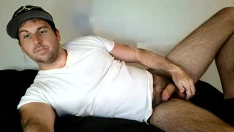 Snapshot of theetwohander chatting on 07/13/26, 09:28 Theetwohander online show from 07/13/26, 09:28