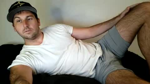 Snapshot of theetwohander chatting on 07/14/26, 02:49 Theetwohander online show from 07/14/26, 02:49