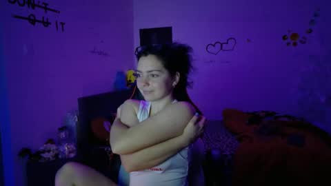 TheFarmergirl online show from 11/12/25, 05:46