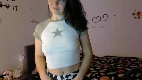 TheFarmergirl online show from 11/22/25, 06:29