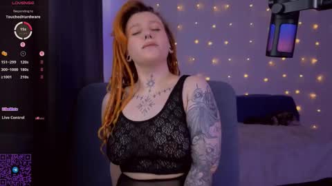 Snapshot of thefullredmoon chatting on 03/06/26, 07:05 Moon online show from 03/06/26, 07:05