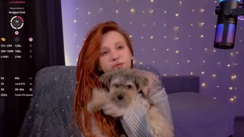 Snapshot of thefullredmoon chatting on 03/17/26, 08:50 Moon online show from 03/17/26, 08:50