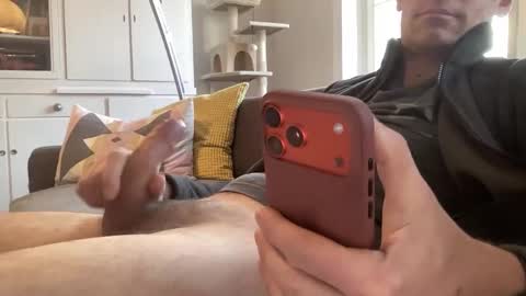 Snapshot of thegermanguy81 chatting on 11/27/25, 11:01 thegermanguy81 online show from 11/27/25, 11:01