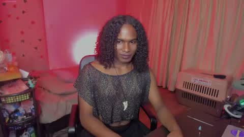 Snapshot of thegoldenbitch chatting on 06/30/26, 12:11 Goldie online show from 06/30/26, 12:11