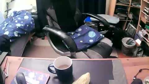 paul online show from 01/10/25, 04:51