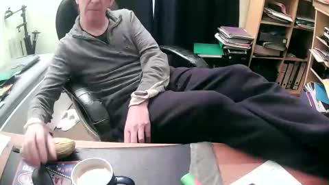 paul online show from 11/17/25, 04:13