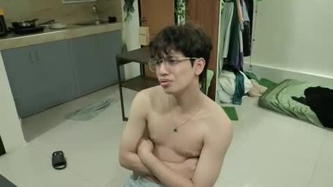 Green online show from 11/23/25, 06:30