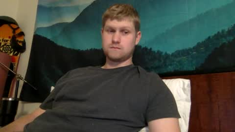 Snapshot of thehairyprince chatting on 12/17/25, 05:30 Harry online show from 12/17/25, 05:30