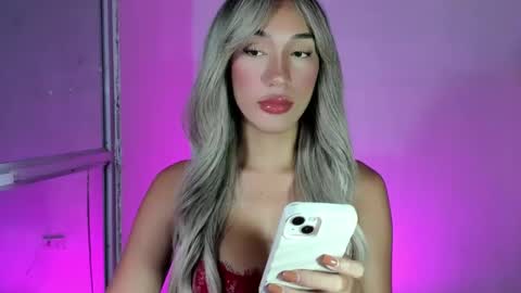 Snapshot of thehornyjane chatting on 01/27/25, 01:16 JANE online show from 01/27/25, 01:16