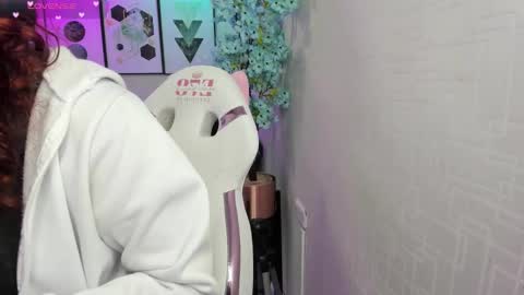 Theia  online show from 02/26/26, 12:48