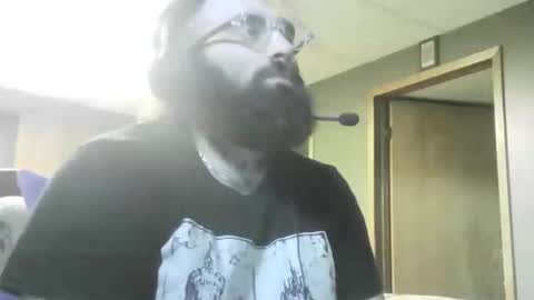 Snapshot of theironbulll chatting on 11/30/25, 06:01 Iron online show from 11/30/25, 06:01