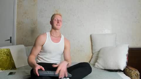 Snapshot of thejacob_d chatting on 04/28/26, 05:18 thejacob_d online show from 04/28/26, 05:18