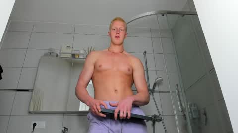 Snapshot of thejacob_d chatting on 05/25/26, 01:28 thejacob_d online show from 05/25/26, 01:28