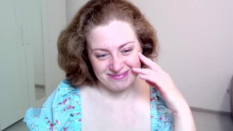 Ella online show from 02/27/25, 05:02