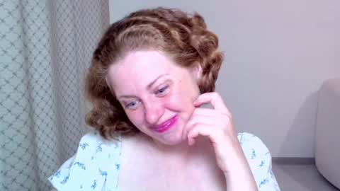 Ella online show from 10/12/25, 06:01