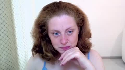 Snapshot of theladysblush chatting on 06/30/26, 04:13 Ella online show from 06/30/26, 04:13