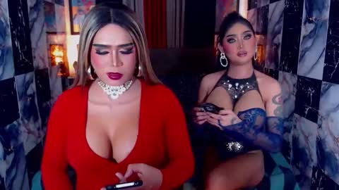 Snapshot of thelastdestroyerxx chatting on 09/30/25, 07:19 Paula online show from 09/30/25, 07:19