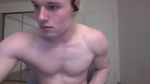 Snapshot of thelevimeyers chatting on 07/30/26, 02:10 thelevimeyers online show from 07/30/26, 02:10
