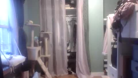 Snapshot of thelittlebambii chatting on 01/27/25, 09:55 Little Bambii online show from 01/27/25, 09:55