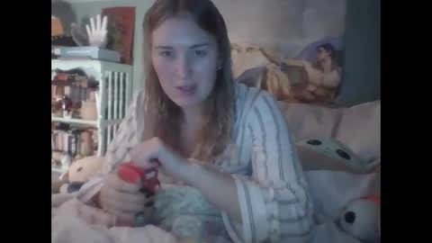 Little Bambii online show from 12/17/25, 01:55