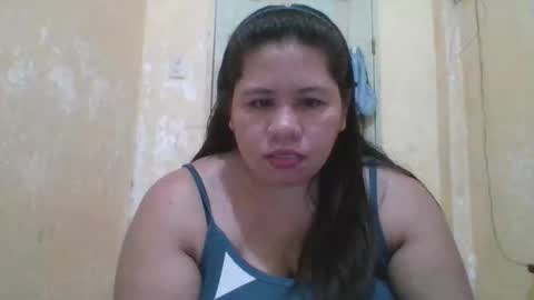 Snapshot of thelma794100 chatting on 12/16/25, 10:48 thelma794100 online show from 12/16/25, 10:48