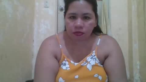 Snapshot of thelma794100 chatting on 12/20/25, 12:51 thelma794100 online show from 12/20/25, 12:51