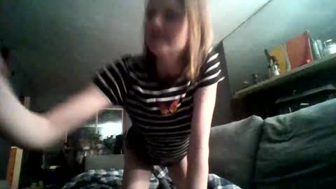 lovecreep online show from 01/28/25, 07:22