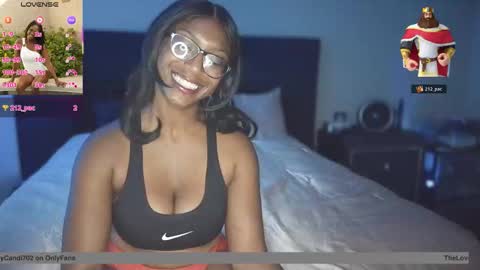 Snapshot of thelovelycandi chatting on 03/27/26, 01:44 thelovelycandi online show from 03/27/26, 01:44