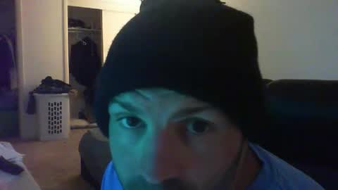 Snapshot of theman18951pa chatting on 12/19/24, 10:00 theman18951pa online show from 12/19/24, 10:00