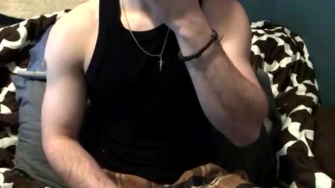 Snapshot of themanthemythleyroy chatting on 02/07/26, 09:02 themanthemythleyroy online show from 02/07/26, 09:02
