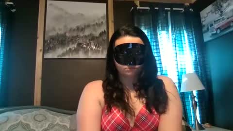 themasked_thickness69 online show from 04/15/26, 04:36