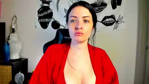 Snapshot of themelrose chatting on 10/24/25, 07:21 themelrose online show from 10/24/25, 07:21