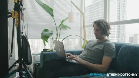 Snapshot of themindoftommy chatting on 03/22/26, 10:35 themindoftommy online show from 03/22/26, 10:35